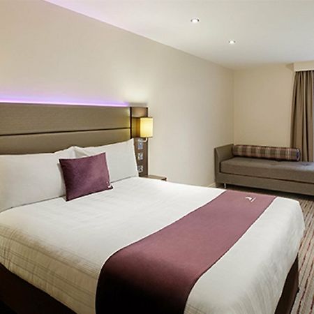 Premier Inn London Дагенем Экстерьер фото