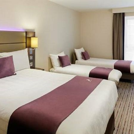 Premier Inn London Дагенем Экстерьер фото