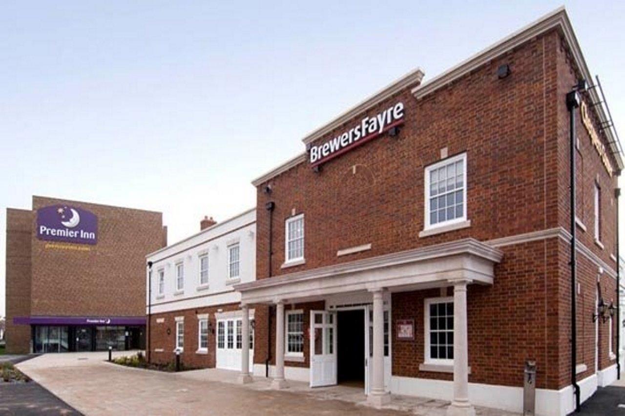 Premier Inn London Дагенем Экстерьер фото